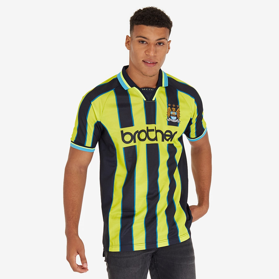 Score Draw Manchester City 1999 Away Dres