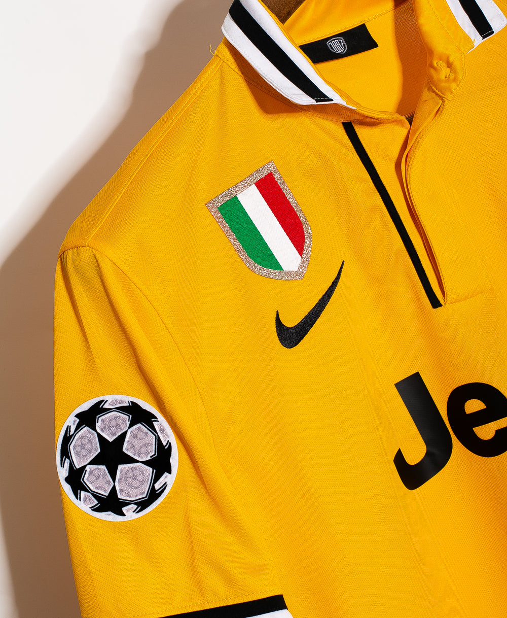 Juventus 2013-14 Away Dres