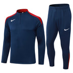 Nike s dlouhým rukávem Tepláková souprava