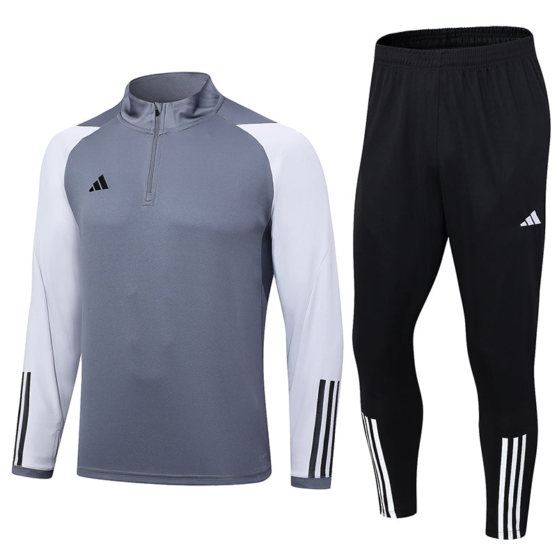 Adidas s dlouhým rukávem Tepláková souprava