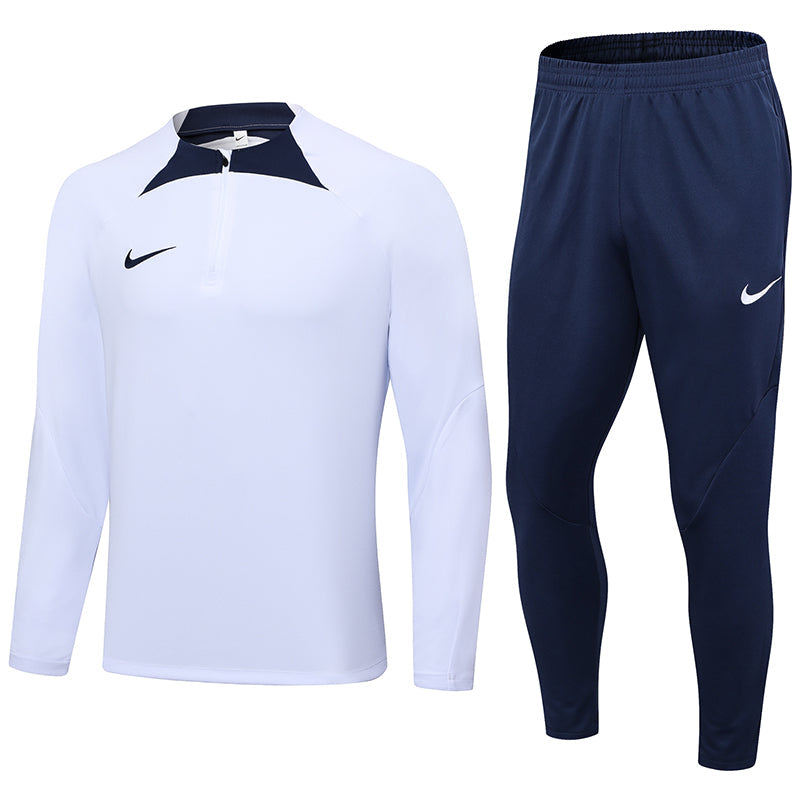 Nike s dlouhým rukávem Tepláková souprava