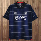 Manchester United 1999-00 Away Dres