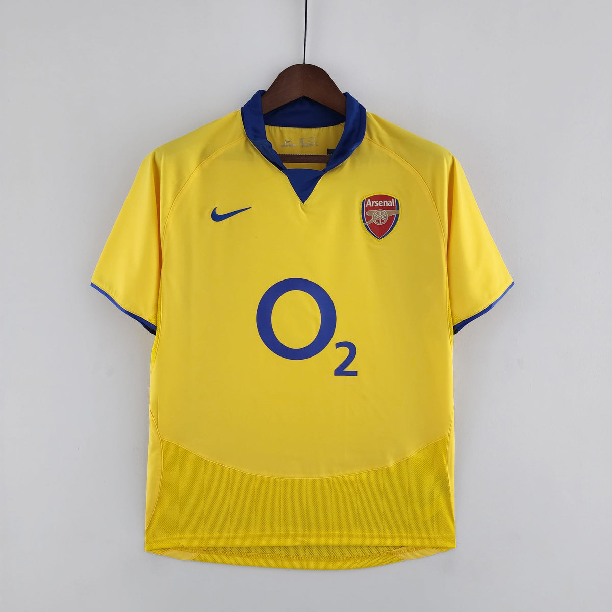 Arsenal 2003-05 Away Dres