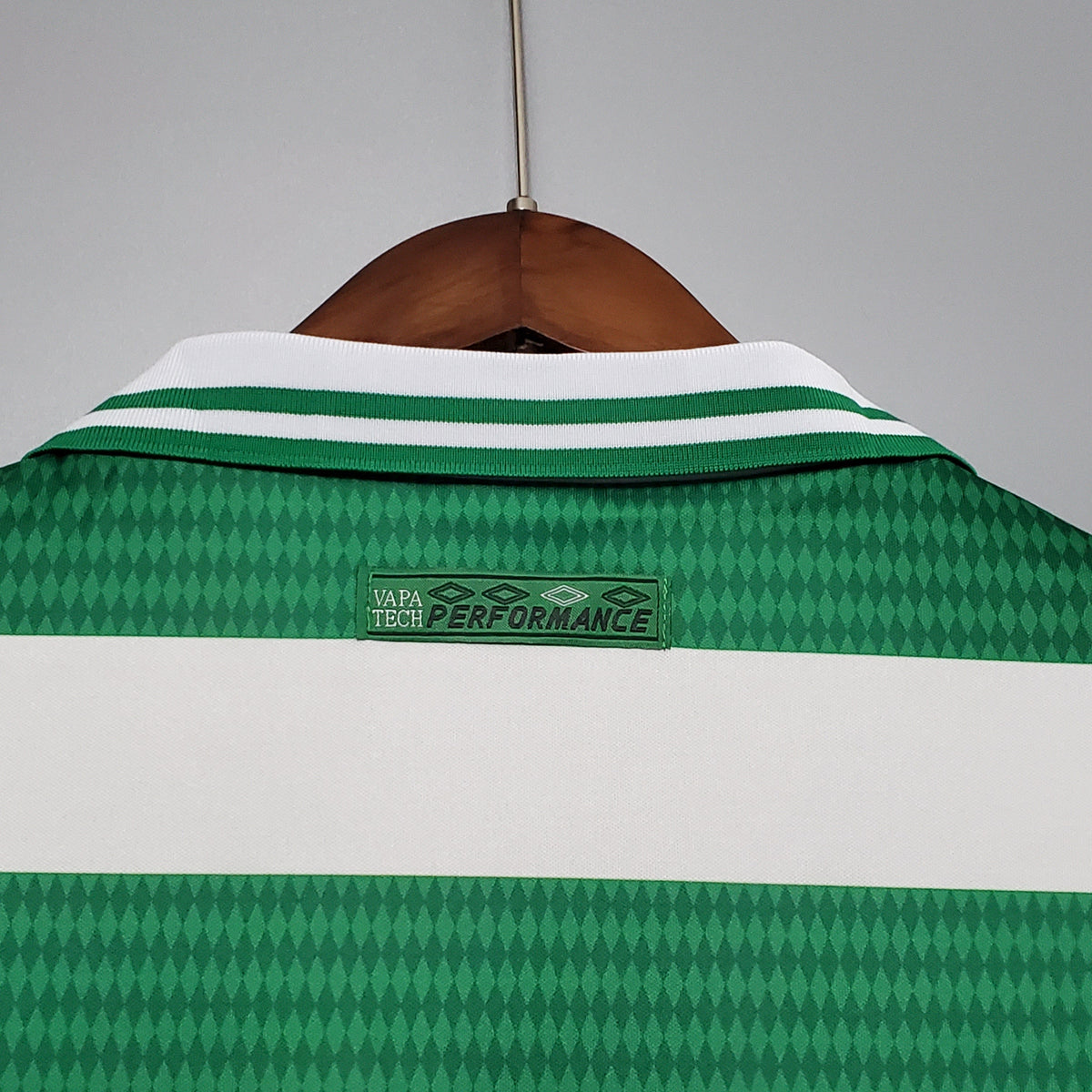 Celtic 1998-99 Home Dres