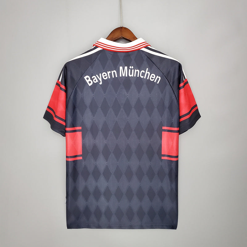 Bayern Munich 1997-99 Dres