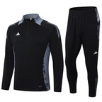 Adidas s dlouhým rukávem Tepláková souprava