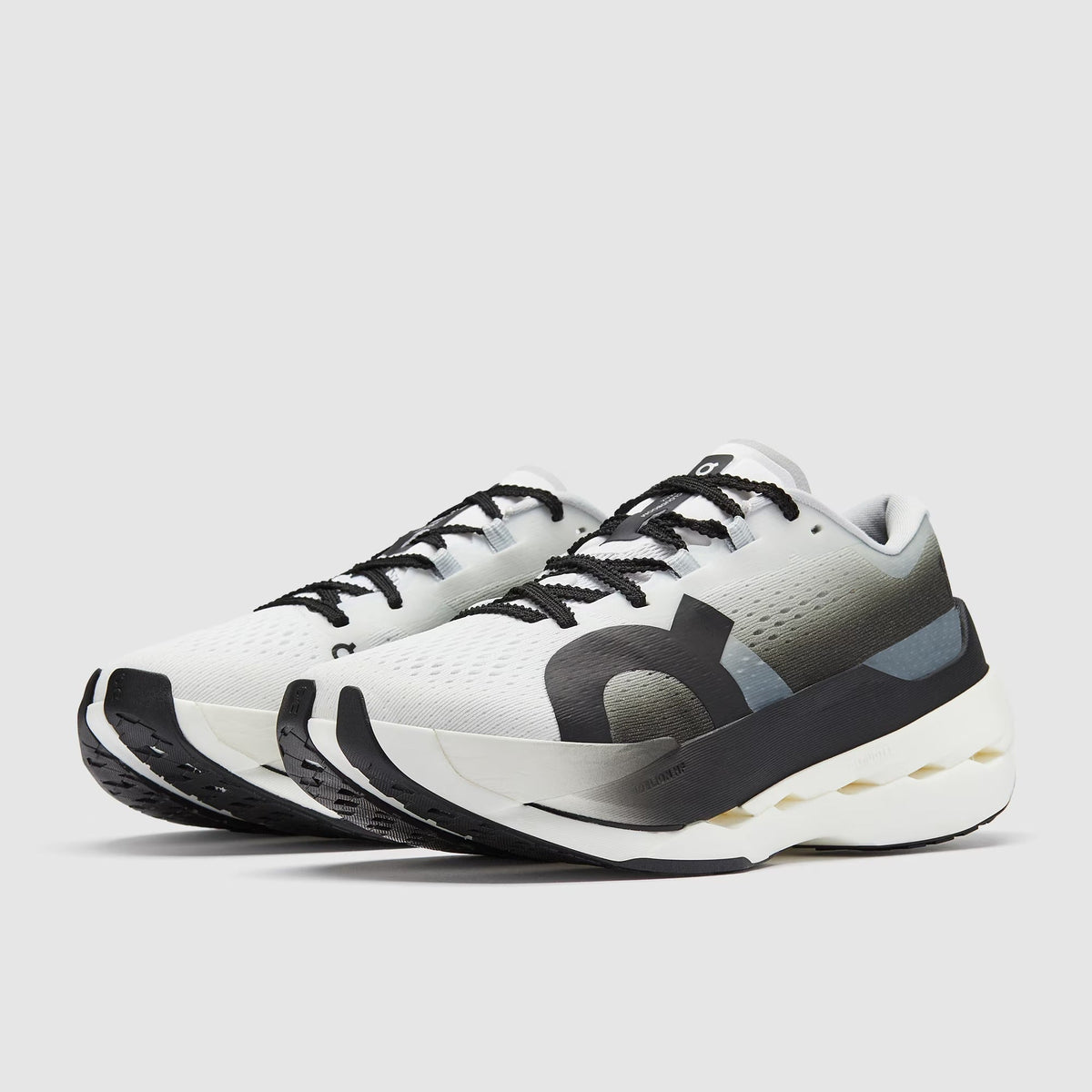 On Women’s Cloudboom Max