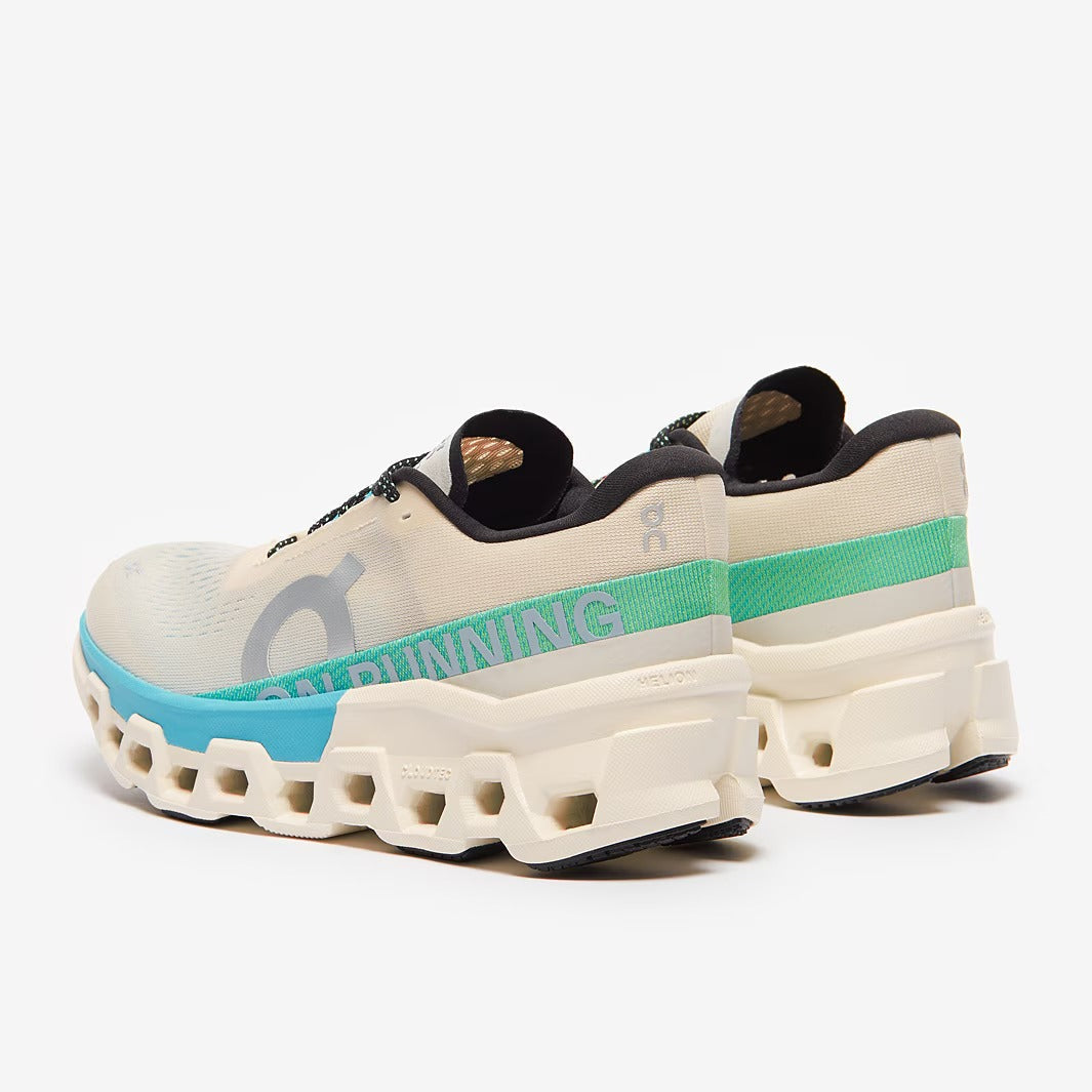 On Women’s Cloudmonster 2